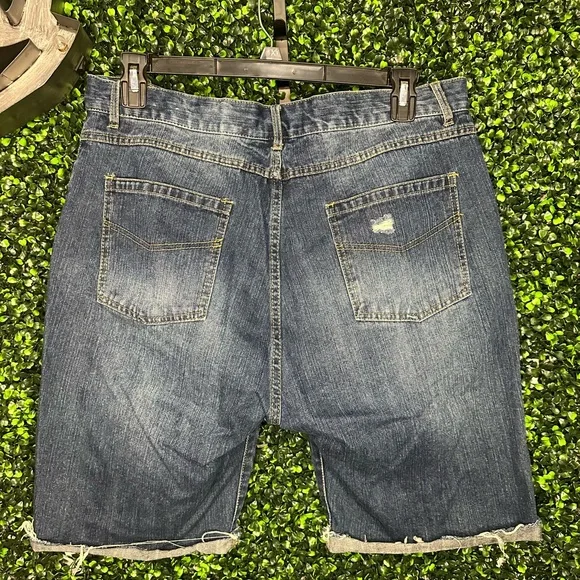 Jean shorts - Picture 2 of 3